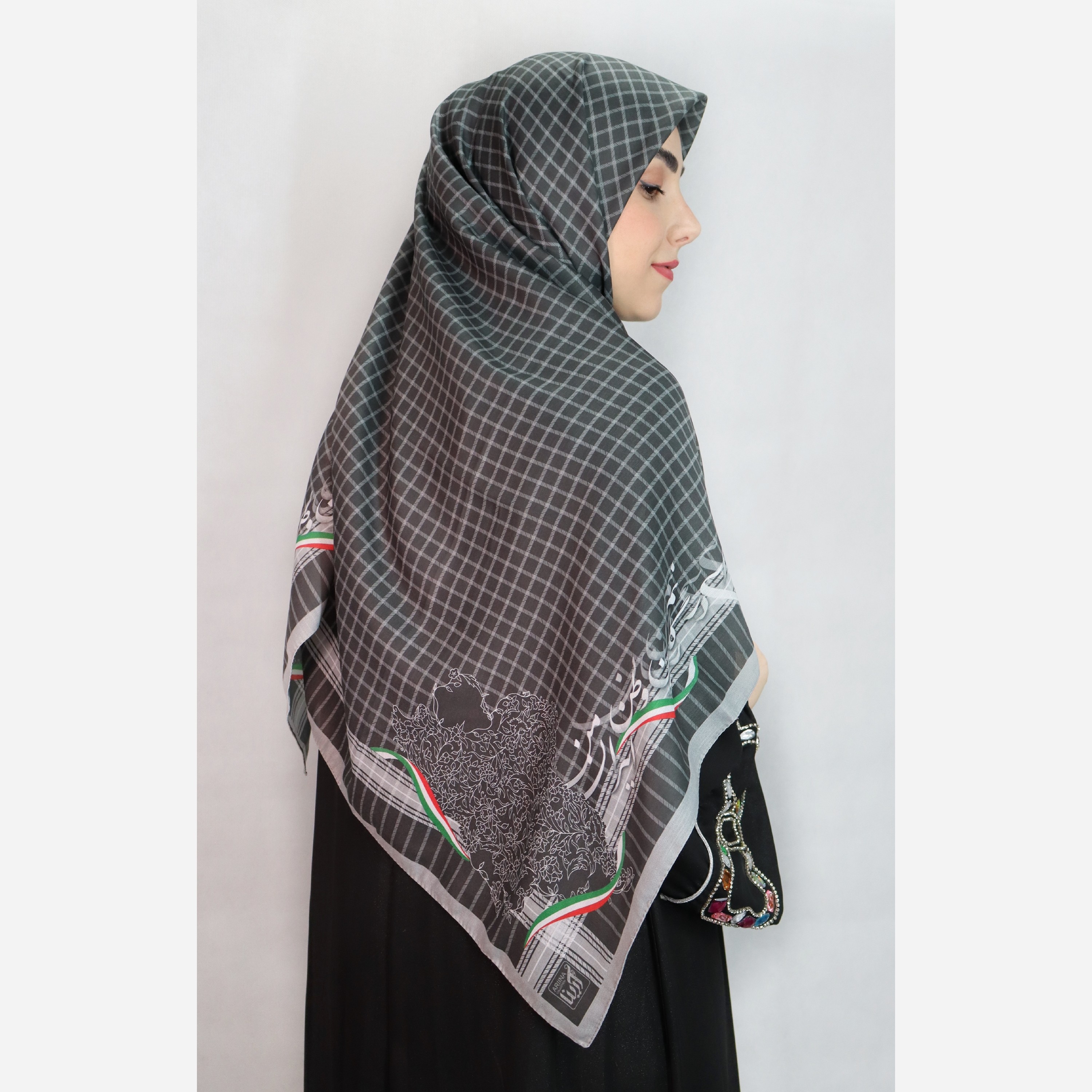 روسری نخ اسپان قواره 140 طرح(وطن)