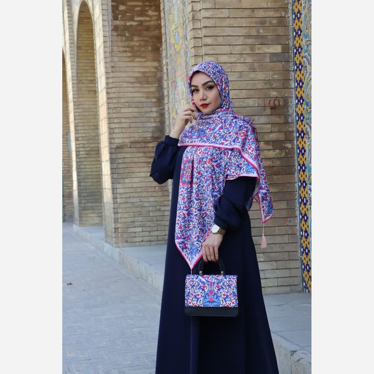 روسری نخی قواره 140 طرح مهگل