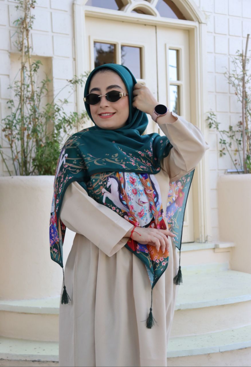 روسری قواره ۱۴۰ طرح خاتون