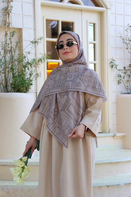 روسری قواره ۱۴۰ طرح ایران (کرم)