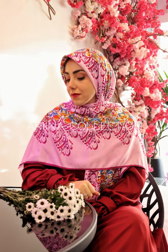روسری نخی قواره 140 طرح مرغ آمین (صورتی)
