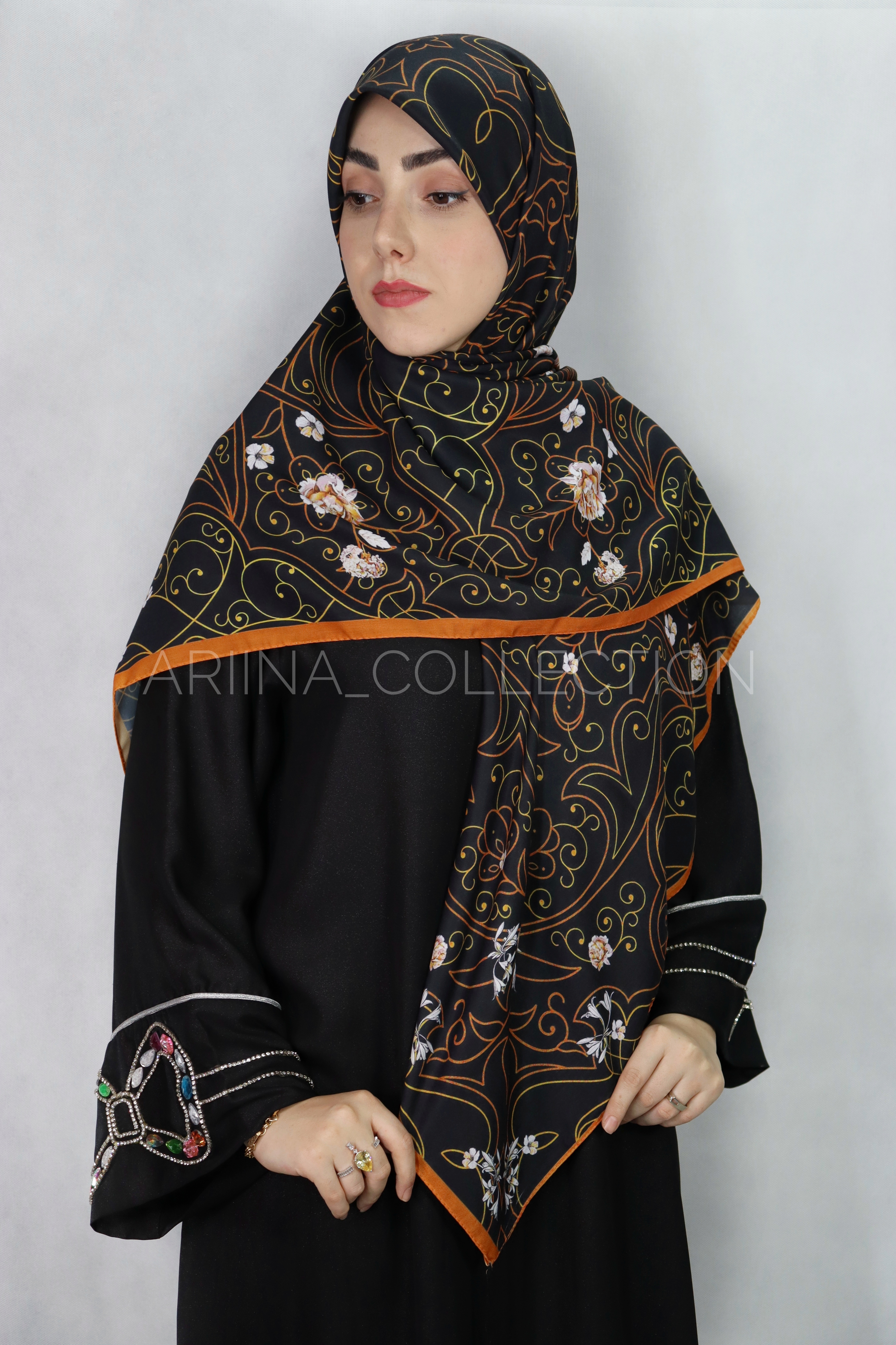 روسری نخی قواره 140 طرح آناهید